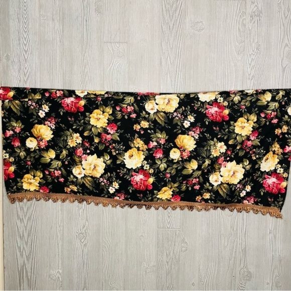 Floral window valance curtain floral maximalist style 3 piece window treatment - Picture 2 of 6